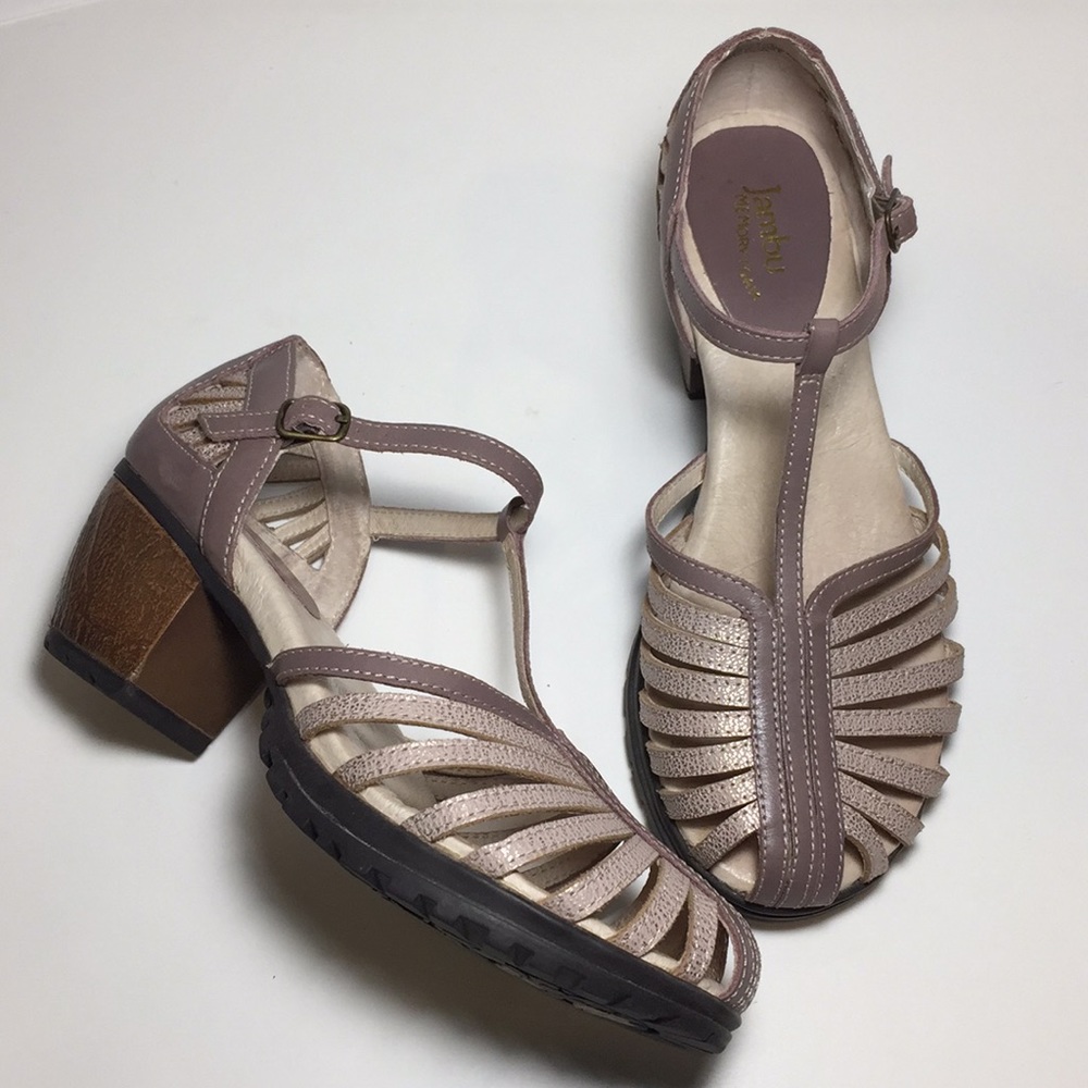 Jambu Women’s Sofia Block Heel Shoes Size 6.5